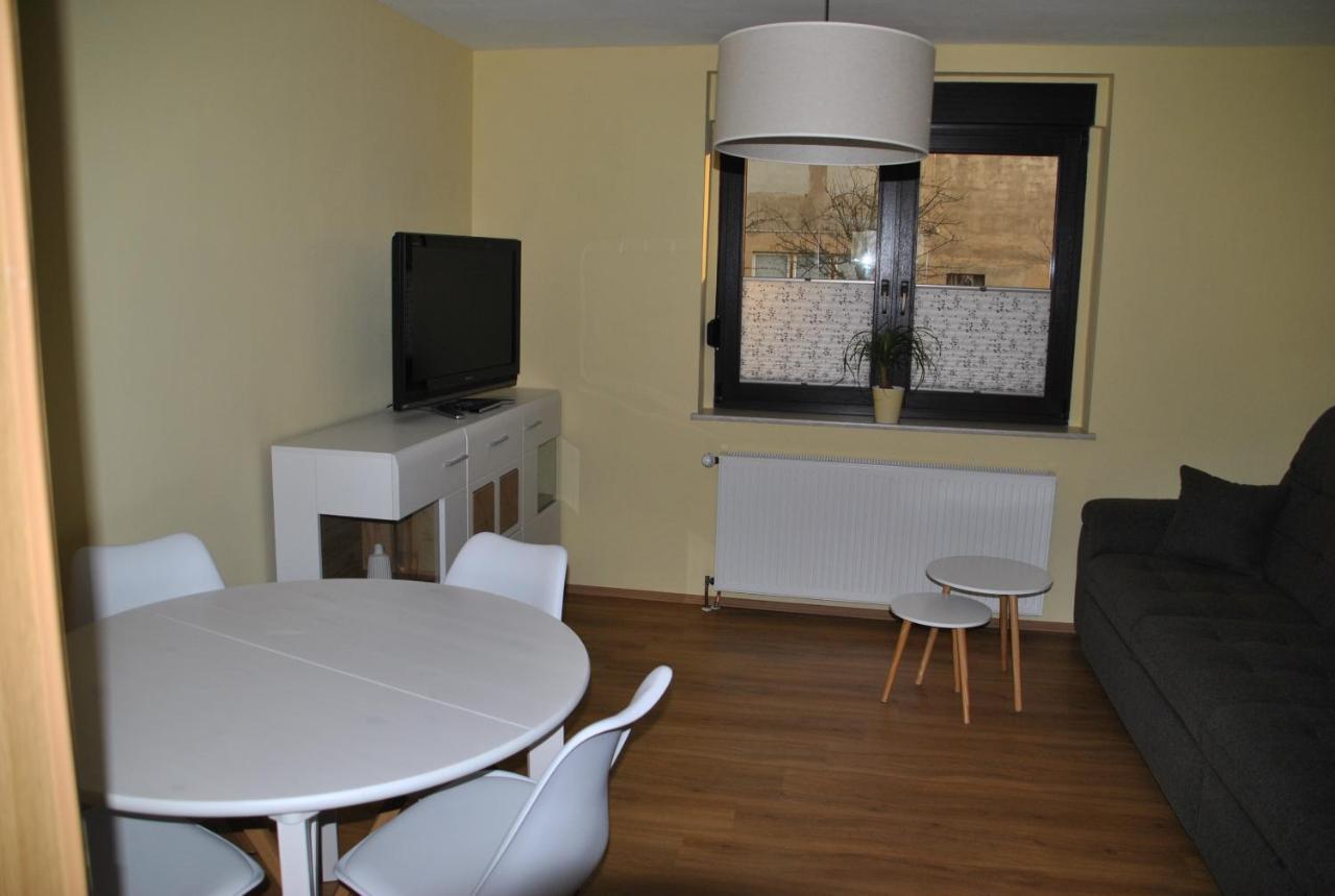 / Monteurswohnung Heller Nerchau Apartament Grimma